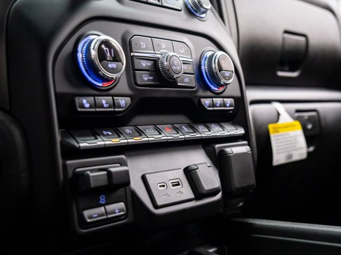Used 2020 GMC Sierra 1500 AT4 w/ AT4 Premium Package image 20