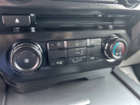 Used 2016 Ford F150 XLT w/ Equipment Group 301A Mid image 26