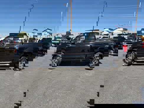 Used 2019 Ford F150 Lariat image 2