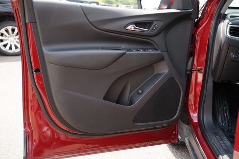 Used 2020 Chevrolet Equinox LT image 14