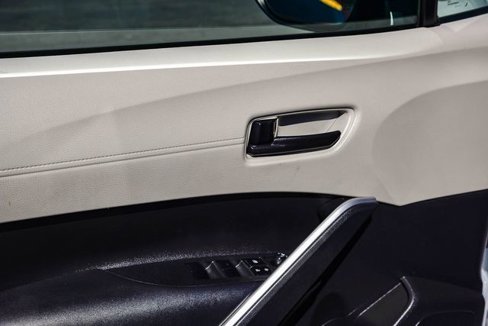 Certified 2022 Toyota Corolla Cross LE image 26