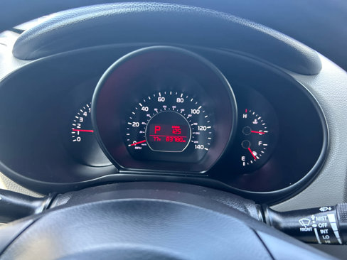 Used 2018 Kia Soul image 13