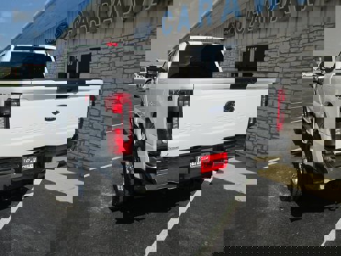 New 2025 Ford F250 XLT w/ 360-Degree Camera Package image 5