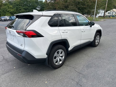 Used 2020 Toyota RAV4 LE image 5