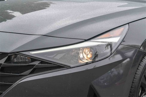 Certified 2023 Hyundai Elantra SEL image 11