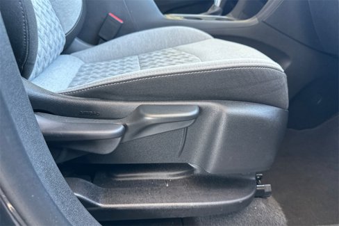 Used 2023 Chevrolet Equinox LT image 26