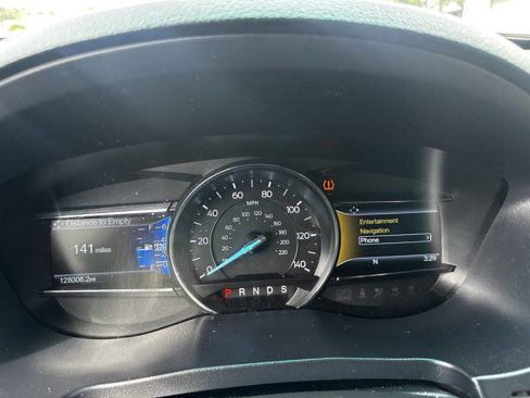 Used 2016 Ford Explorer XLT w/ Equipment Group 202A image 26