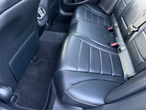 Used 2018 Mercedes-Benz C 300 4MATIC Sedan image 15