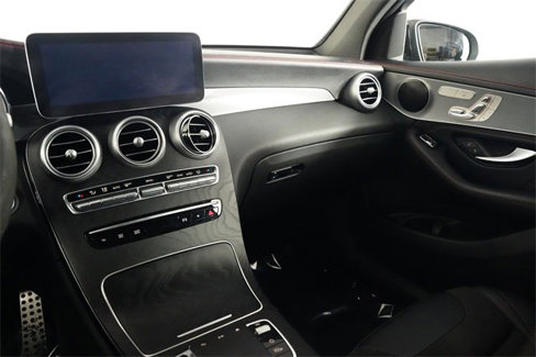 Used 2023 Mercedes-Benz GLC 300 4MATIC Coupe image 52