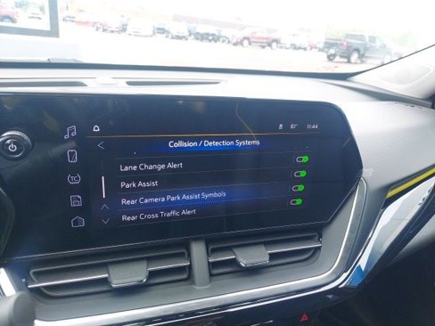 New 2025 Chevrolet Trax ACTIV w/ Driver Confidence Package image 33