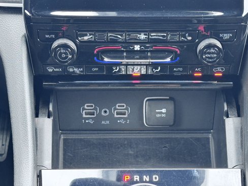 Certified 2024 Jeep Grand Cherokee L Laredo image 25