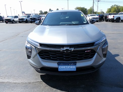 Certified 2025 Chevrolet Trax RS image 8