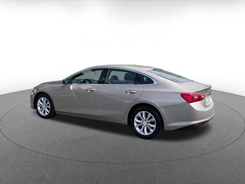 Used 2023 Chevrolet Malibu LT w/ Driver Confidence Package image 10