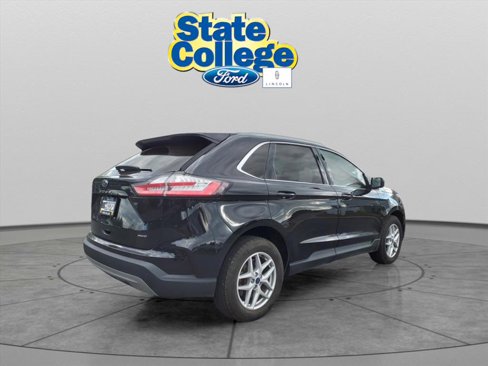 Used 2022 Ford Edge SEL w/ Convenience Package image 4