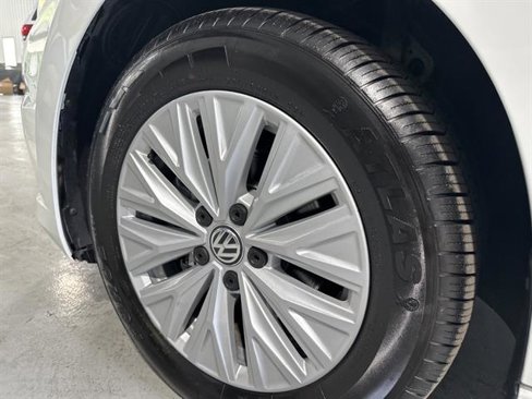Used 2020 Volkswagen Jetta S image 12
