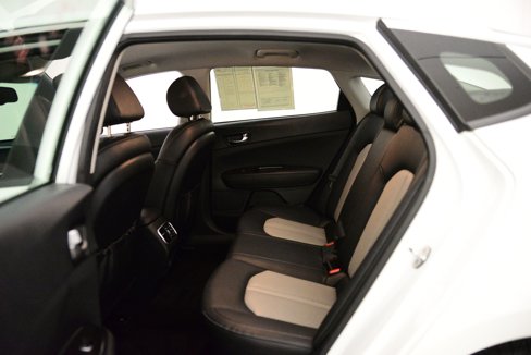 Used 2019 Kia Optima EX image 11