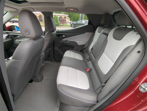 Certified 2022 Chevrolet Bolt EUV Premier w/ Sun & Sound Package image 25