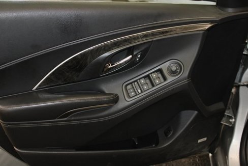 Used 2014 Buick LaCrosse Premium w/ Driver Confidence Package image 23