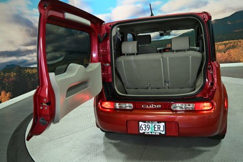 Used 2009 Nissan Cube 1.8 S w/ Interior Illumination Pkg image 40