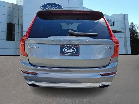 Used 2020 Volvo XC90 T6 Momentum w/ Protection Package Premier image 5