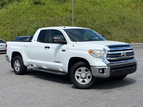 Used 2017 Toyota Tundra SR5 image 13