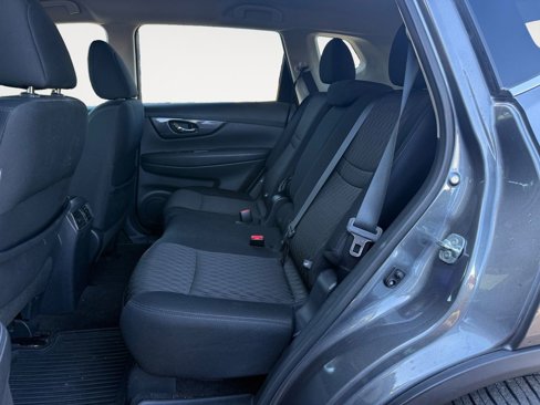 Used 2017 Nissan Rogue S image 13