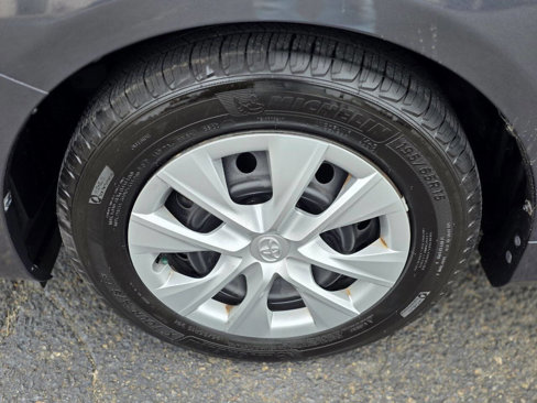 Used 2009 Toyota Corolla LE image 19