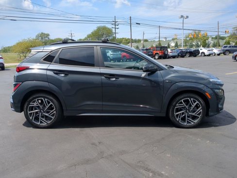 Used 2022 Hyundai Kona N Line w/ Tech Package image 7