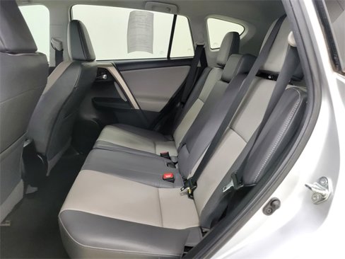 Used 2015 Toyota RAV4 Limited image 17