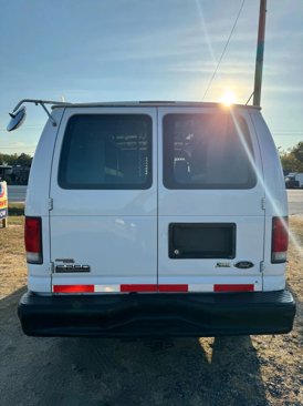 Used 2013 Ford E-250 and Econoline 250 image 8