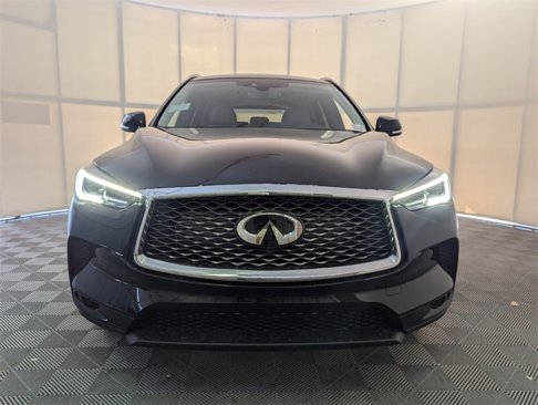 New 2025 INFINITI QX50 Luxe image 3