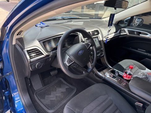 Used 2018 Ford Fusion SE w/ Fusion SE Technology Package image 17