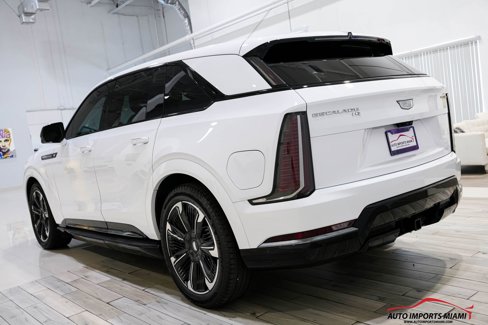 Used 2025 Cadillac Escalade IQ Sport 1 image 17