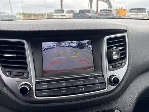 Used 2018 Hyundai Tucson Sport image 12
