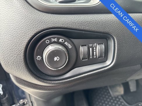 Used 2022 Jeep Renegade Latitude w/ Convenience Group image 20