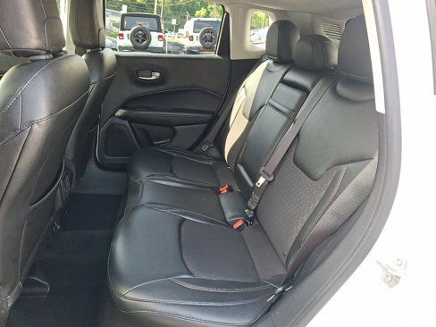 Certified 2018 Jeep Compass Latitude w/ Popular Equipment Group image 10