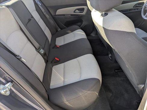 Used 2014 Chevrolet Cruze LS image 18