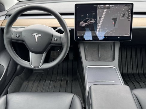Used 2021 Tesla Model 3 Standard Range Plus image 32