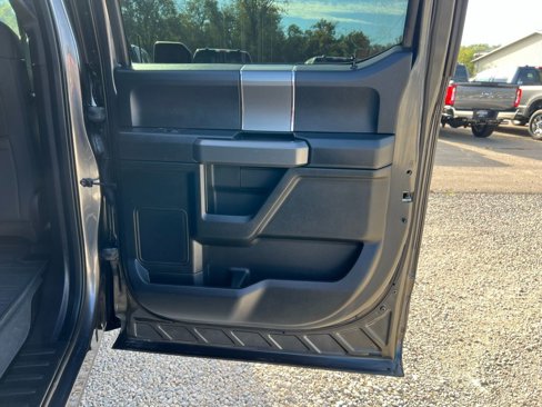 Used 2017 Ford F150 XLT w/ Equipment Group 302A Luxury image 19