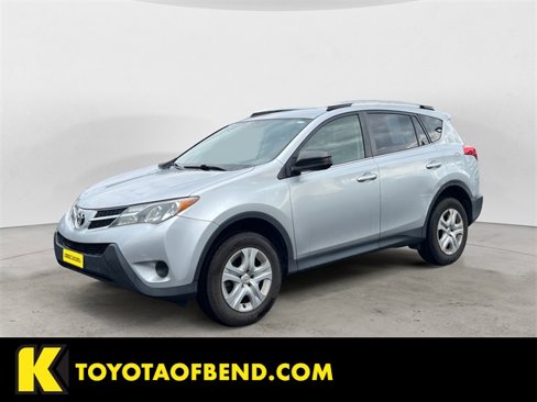 Used 2015 Toyota RAV4 LE image 1