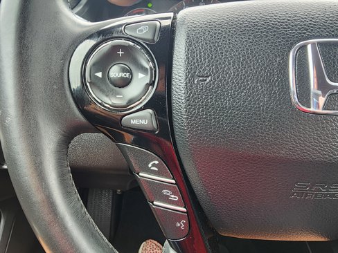 Used 2017 Honda Accord EX-L image 18