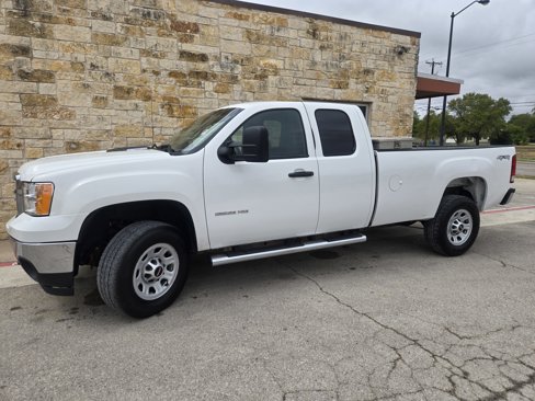 Used 2012 GMC Sierra 2500 W/T image 2