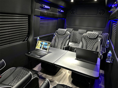 Used 2023 Mercedes-Benz Sprinter 3500 image 37