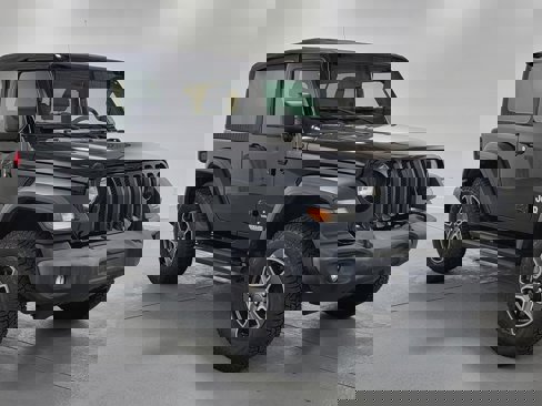 Used 2018 Jeep Wrangler Sport image 2