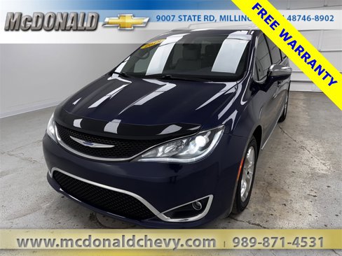 Used 2018 Chrysler Pacifica Limited image 1