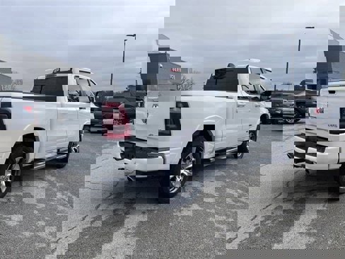 Used 2019 RAM 1500 Laramie w/ Sport Appearance Package image 5