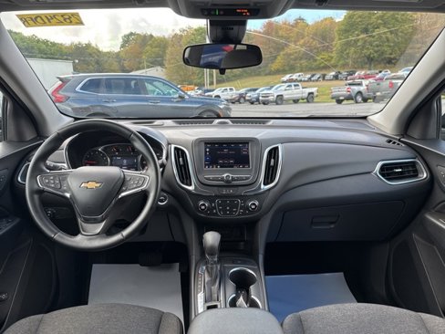 Used 2024 Chevrolet Equinox LT image 18