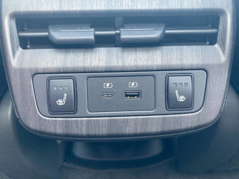 Used 2024 Nissan Ariya FWD image 18