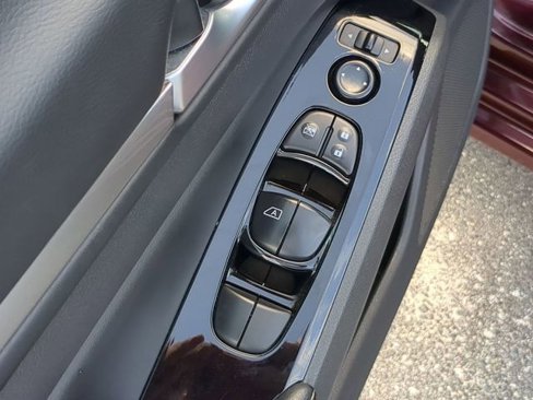 Used 2023 Nissan Altima 2.5 SV image 17
