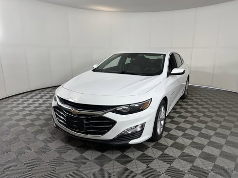 Used 2023 Chevrolet Malibu LT image 2